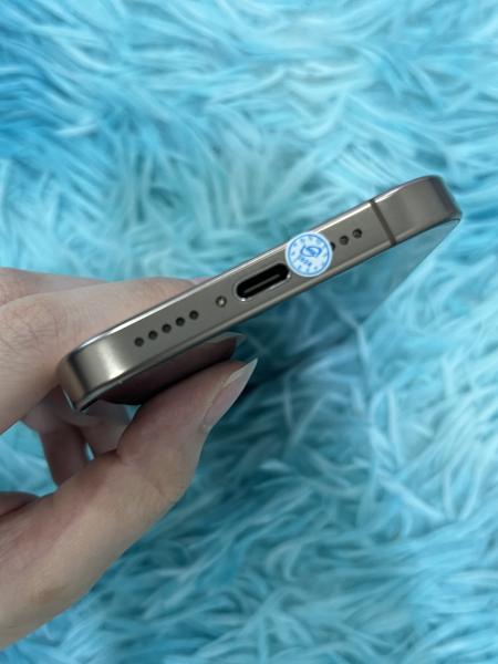 Apple IPHONE 16 PRO