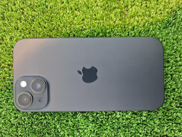 Apple iPhone 15