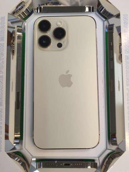 Apple iPhone 14 Pro Max — photo 11 of 11