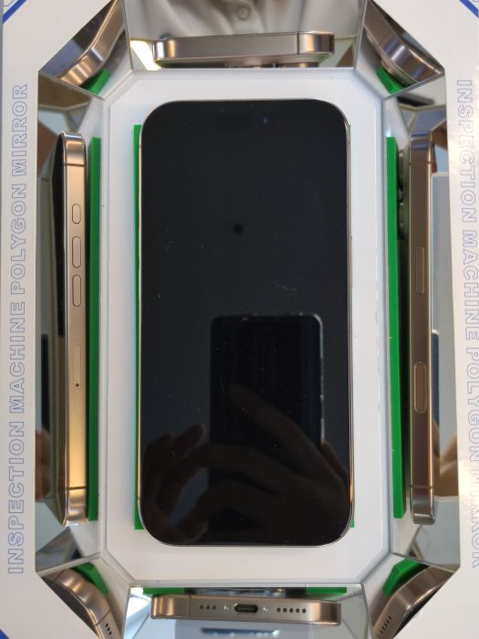 Apple iPhone 16 Pro