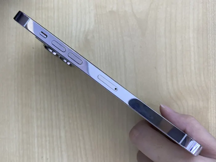 Apple iPhone 14 Pro Max — photo 6 of 10