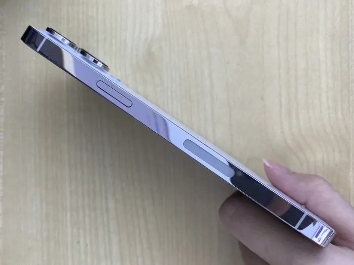 Apple iPhone 14 Pro Max — photo 7 of 10