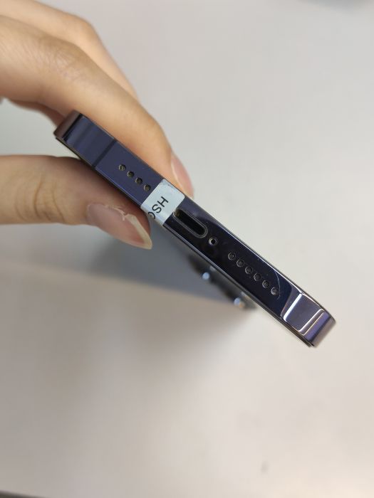 Apple iPhone 14 Pro Max — photo 7 of 10