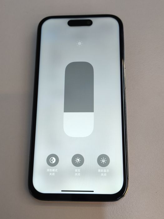 Apple iPhone 14 Pro — photo 6 of 9