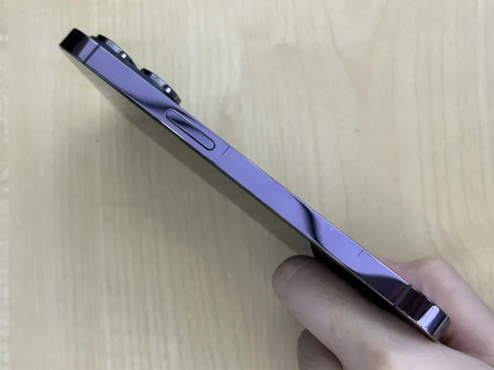 Apple iPhone 14 Pro — photo 5 of 10