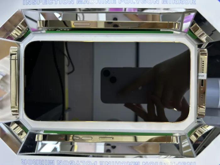 Apple iPhone 13 Pro Max — photo 10 of 10