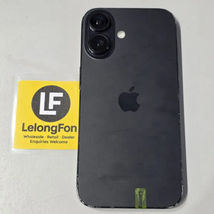 Apple iPhone 16 — photo 1 of 8