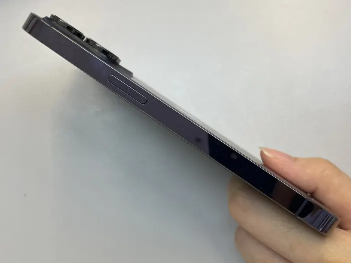 Apple iPhone 14 Pro — photo 5 of 11