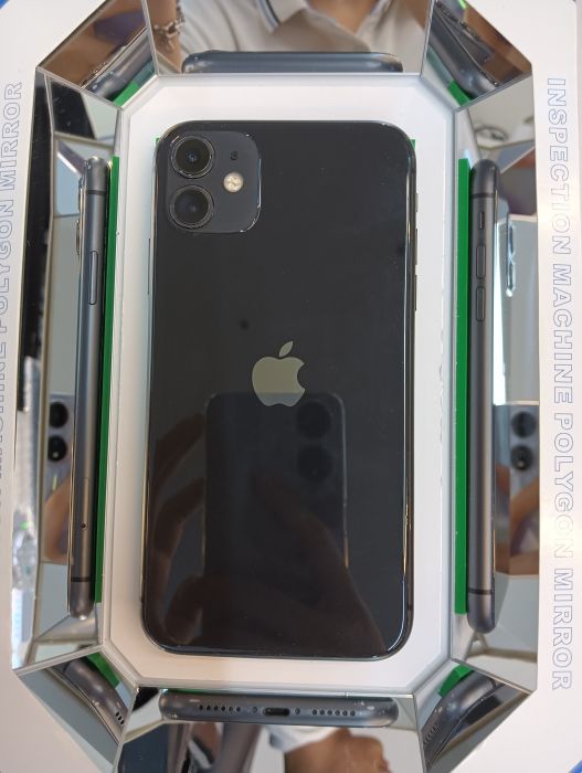 Apple iPhone 11 — photo 10 of 11