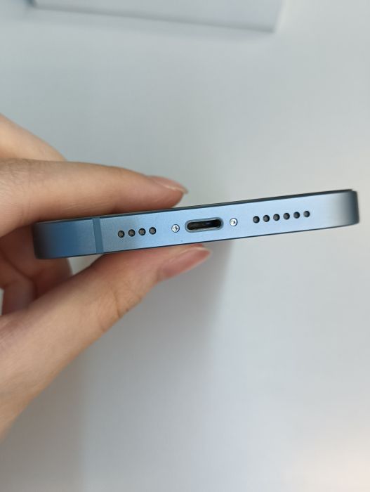 Apple iPhone 14 Plus — photo 6 of 10