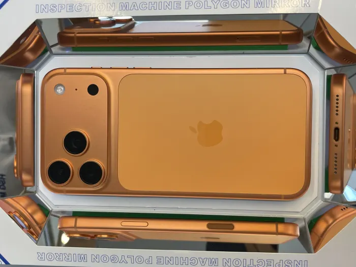 Apple iPhone 17 Pro Max — photo 9 of 10