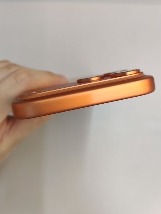 Apple iPhone 17 Pro Max — photo 6 of 10