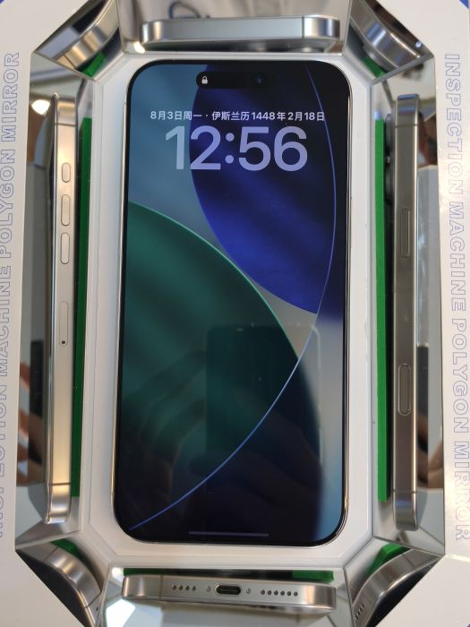 Apple iPhone 16 Pro Max — photo 3 of 10