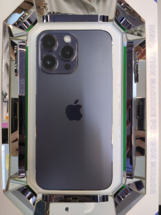 Apple iPhone 14 Pro Max — photo 2 of 10