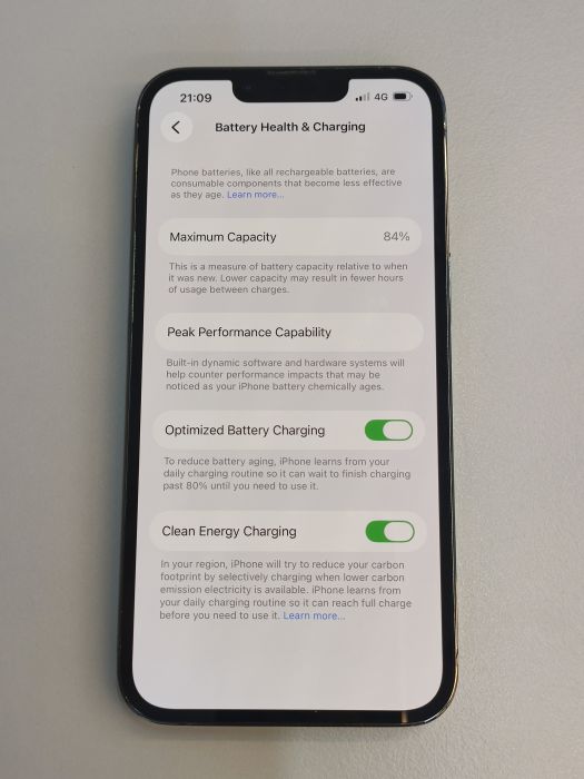 Apple iPhone 13 Pro — photo 8 of 9