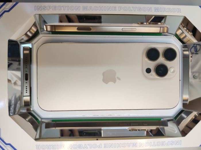 Apple iPhone 16 Pro Max — photo 2 of 10