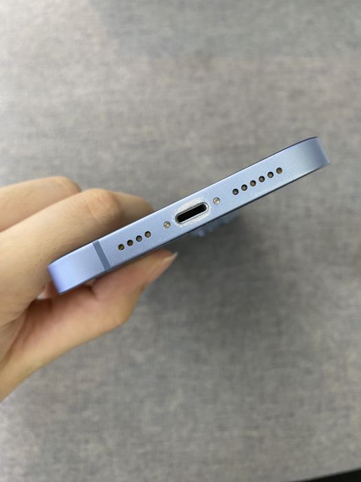 Apple iPhone 14 Plus — photo 3 of 9