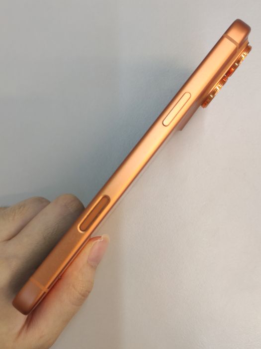 Apple Apple iPhone 17 Pro Max — photo 6 of 10