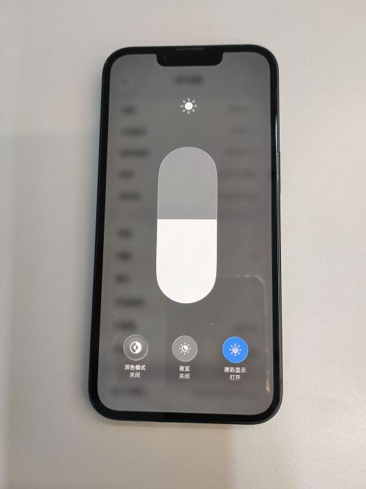 Apple iPhone 13 — photo 7 of 8