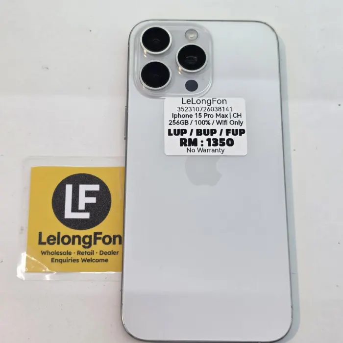 Apple iPhone 15 Pro Max — photo 1 of 9