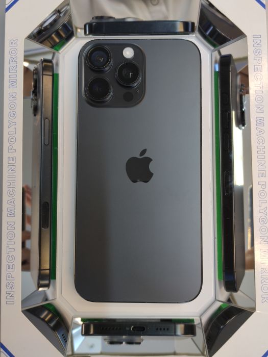 Apple iPhone 16 Pro Max — photo 10 of 10