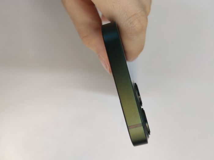 Apple iPhone 13 mini — photo 6 of 8