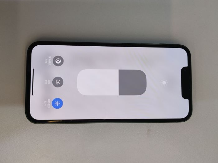 Apple iPhone 13 mini — photo 7 of 8
