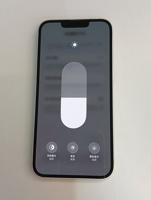 Apple iPhone 13 — photo 6 of 8