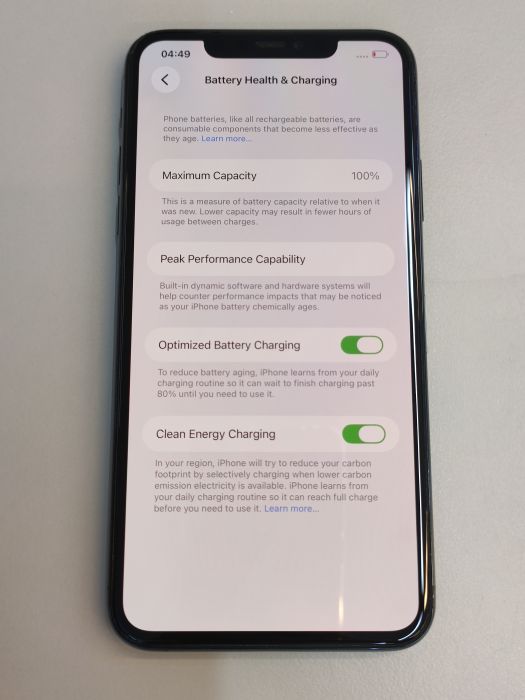 Apple iPhone 11 Pro Max — photo 10 of 10