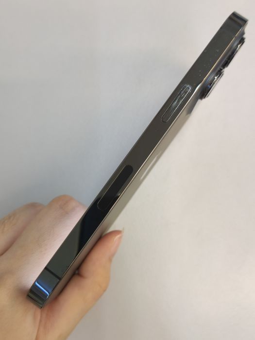 Apple Apple iPhone 13 Pro — photo 4 of 8