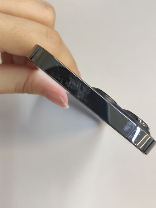 Apple Apple iPhone 13 Pro — photo 6 of 8