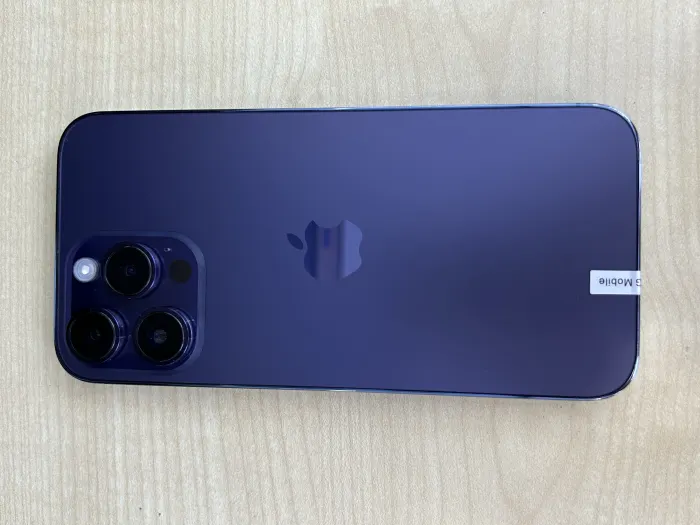 Apple iPhone 14 Pro Max — photo 2 of 10