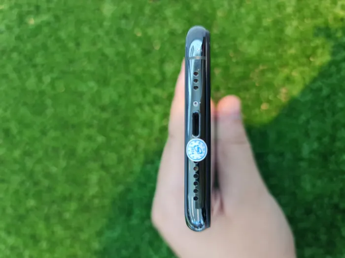 Apple iPhone 11 Pro — photo 4 of 7