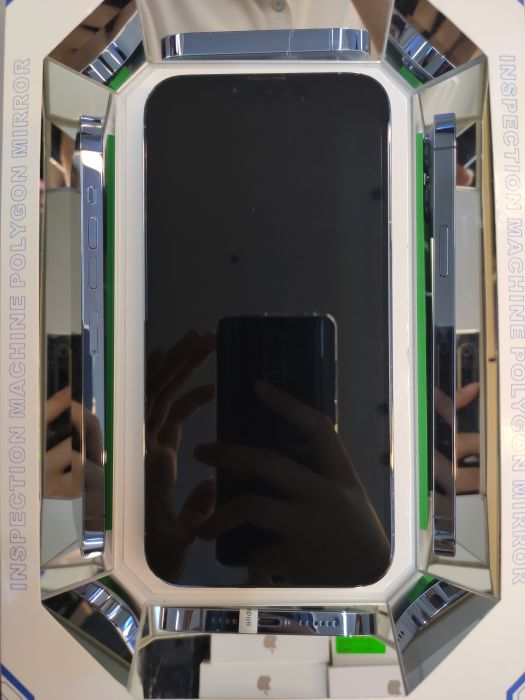 Apple iPhone 13 Pro Max — photo 3 of 10
