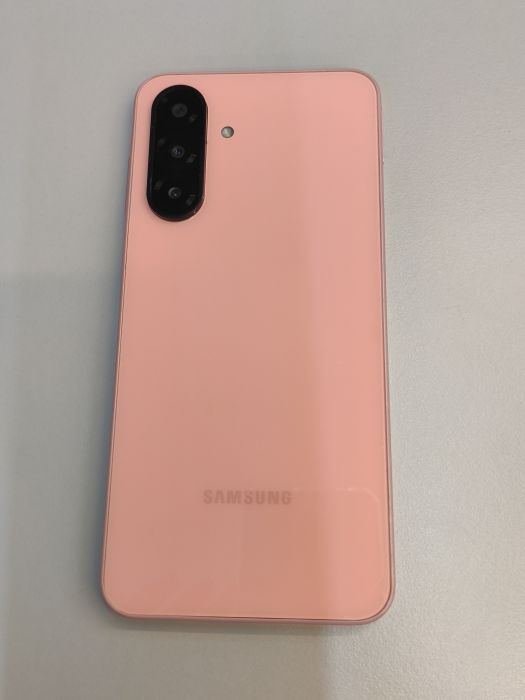 Samsung Galaxy A26 5G — photo 2 of 7