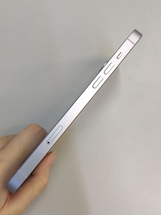 Apple iPhone 14 Plus — photo 3 of 8