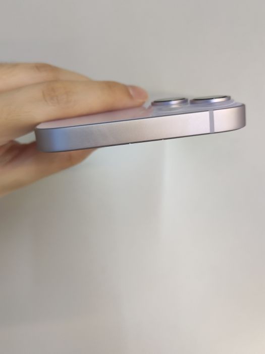 Apple iPhone 14 Plus — photo 6 of 8