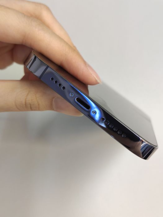 Apple iPhone 14 Pro Max — photo 7 of 10