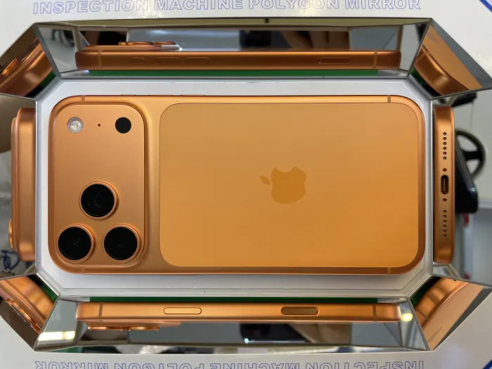 Apple iPhone 17 Pro Max — photo 9 of 10