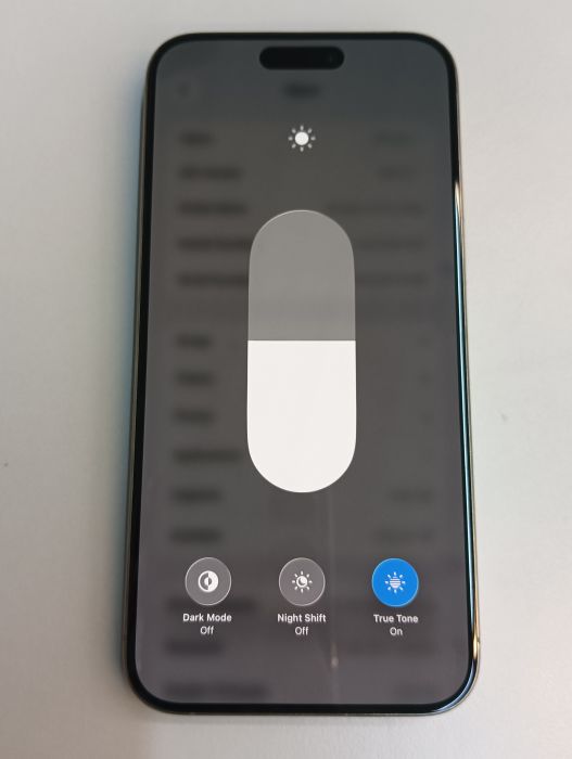 Apple iPhone 15 Pro Max — photo 8 of 10