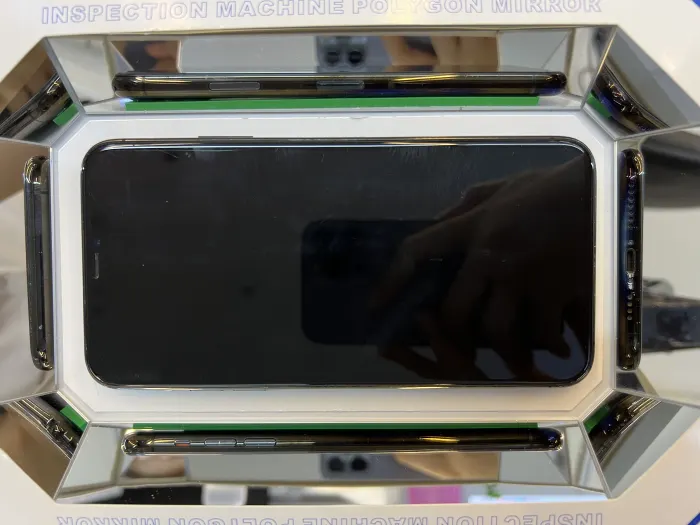 Apple iPhone 11 Pro Max — photo 11 of 11