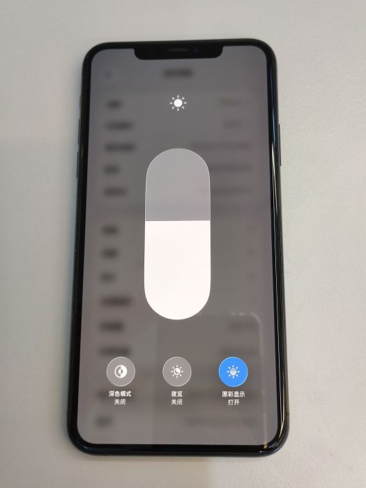Apple iPhone 11 Pro Max — photo 7 of 8