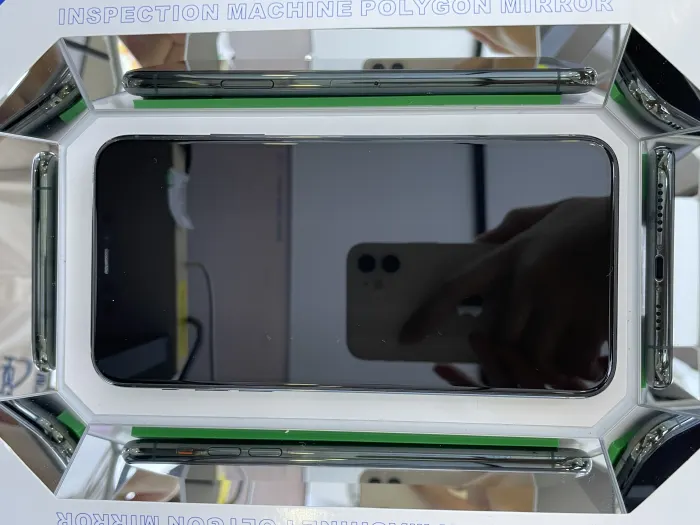 Apple iPhone 11 Pro Max — photo 10 of 10
