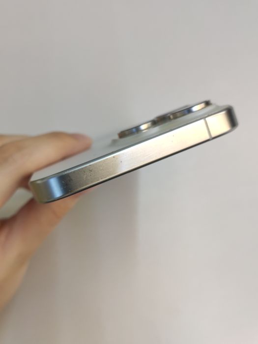 Apple iPhone 15 Pro Max — photo 6 of 10