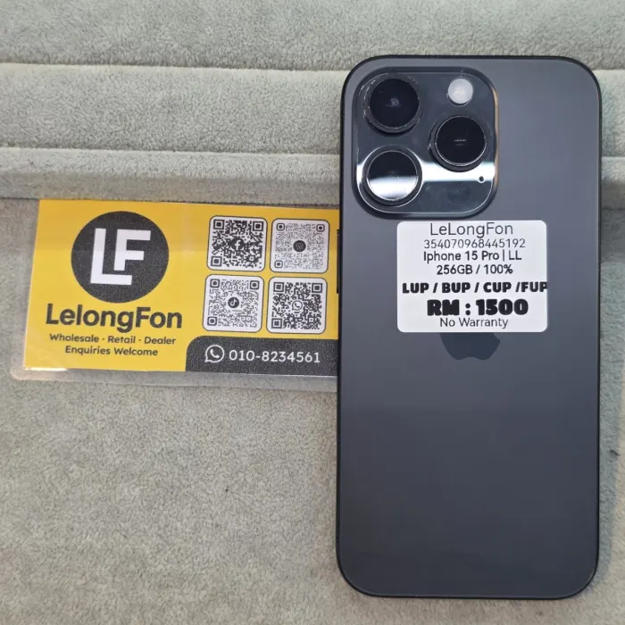 Apple iPhone 15 Pro — photo 1 of 8