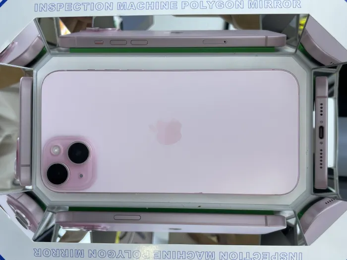 Apple iPhone 15 Plus — photo 9 of 10
