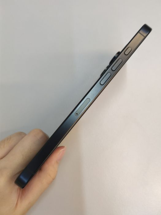 Apple Apple iPhone 16 Pro Max — photo 5 of 10