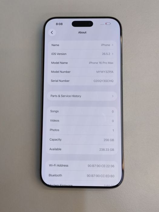 Apple iPhone 16 Pro Max — photo 10 of 11