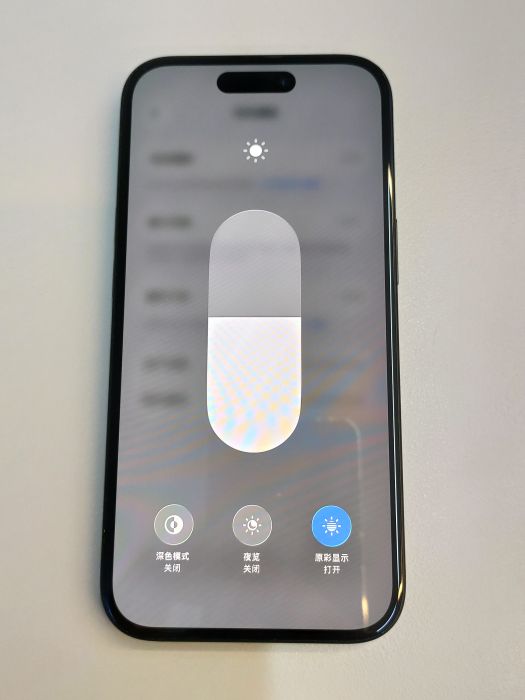 Apple iPhone 15 — photo 9 of 10