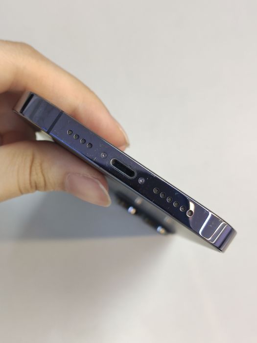Apple iPhone 14 Pro Max — photo 5 of 8